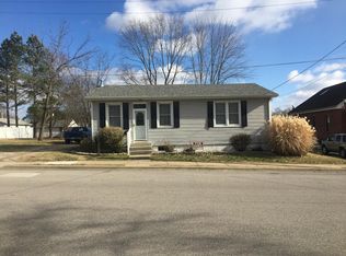 414 S Church St, Waterloo, IL 62298