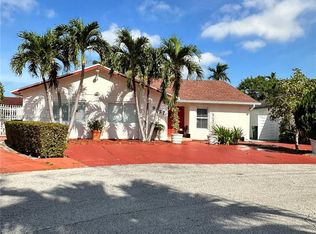 9857 SW 7th St #9857, Miami, FL 33174