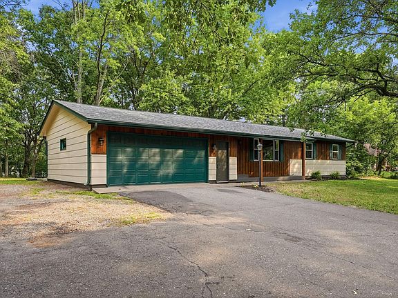 3rd image of 13239 Oakwood Rd