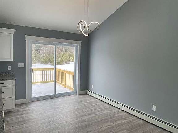 4th image of 21 Alden Pines Drive #10