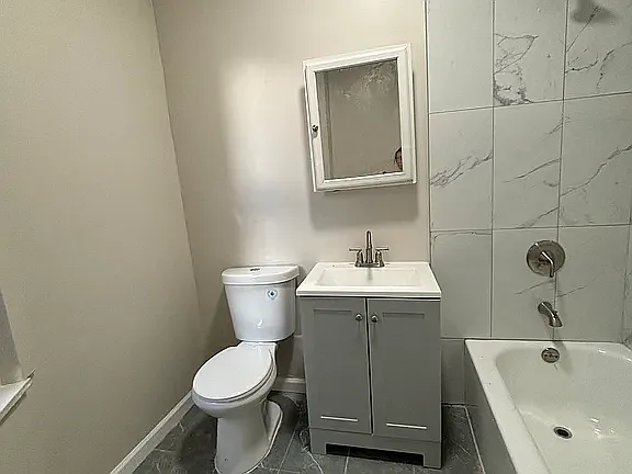 78 Stone St #2RE — Photo 2