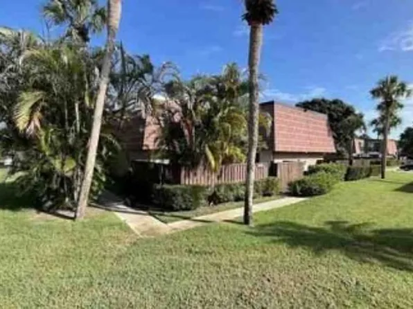 2975 SW Sunset Trace Cir, Palm City, FL 34990