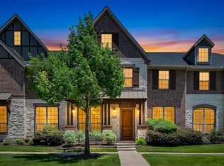4666 Dozier Rd #B, Carrollton, TX 75010