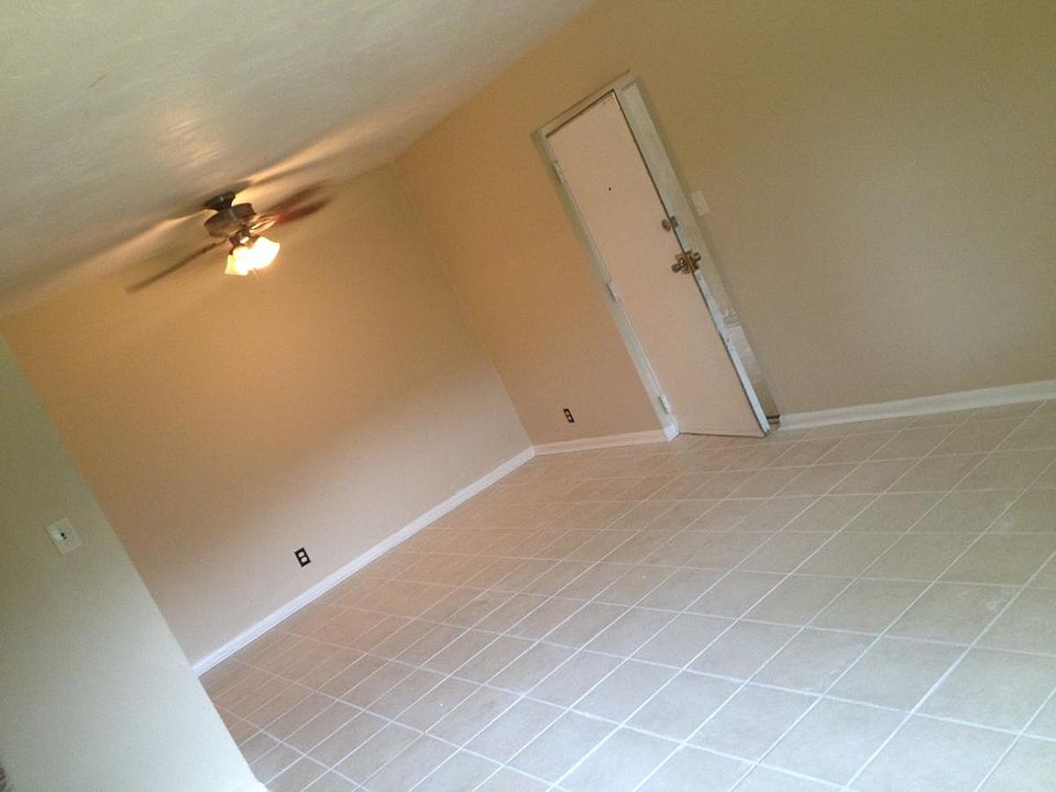 1st image of 1605 Deep Creek Blvd APT B