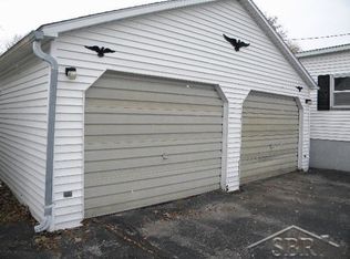 4215 Quanicassee Rd, Fairgrove, MI 48733