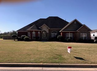 2612 Savannah Dr, Prattville, AL 36067