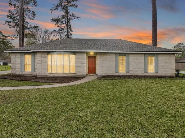 450 Dover Ln, Spring, TX 77373