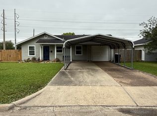 816 S 15th St, Nederland, TX 77627