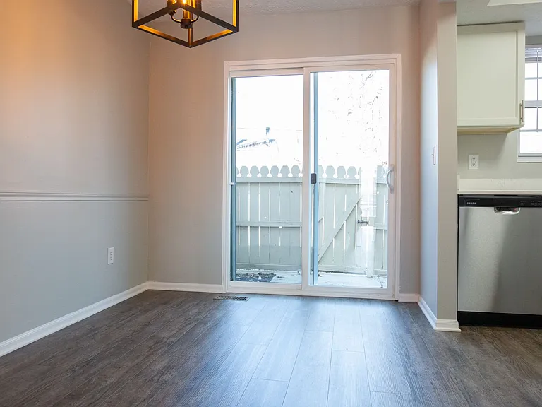 7778 Deercrest Ct — Photo 14