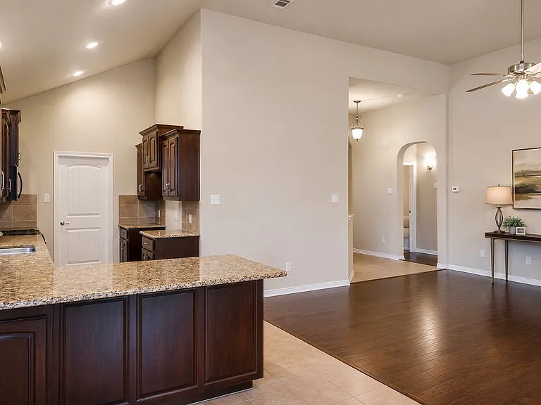 11813 Sundog Way — Photo 6