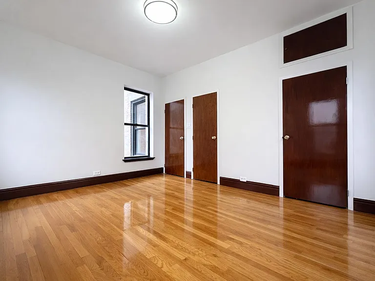 28 W 125th St #2A — Photo 7