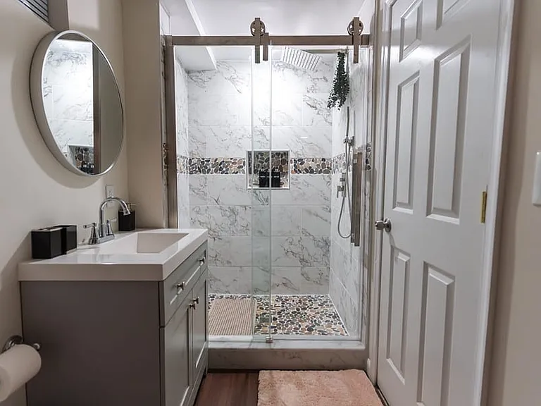6703 Cathedral Ave #BASEMENT — Photo 24