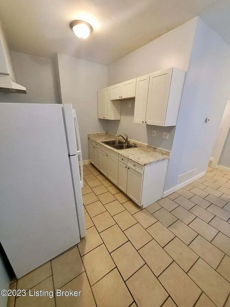 214 North 17th Street - 2 — Photo 3
