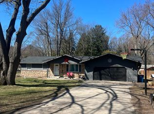 1439 Ivanhoe Rd, Ludington, MI 49431