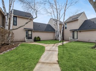 749 Shepard Ct #749, Gurnee, IL 60031