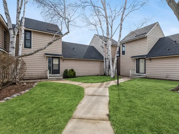 749 Shepard Ct #749, Gurnee, IL 60031