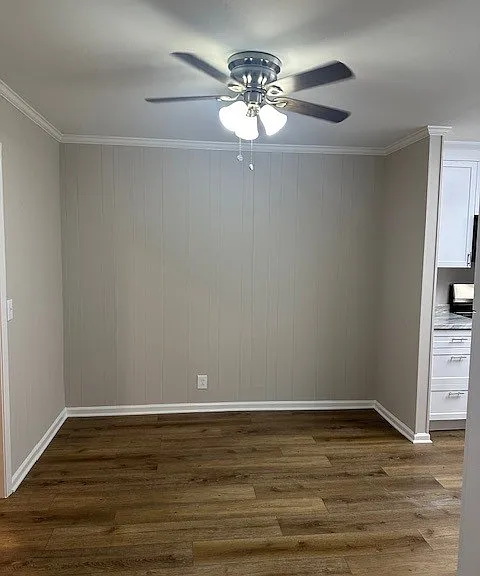 Dining area in kitchen