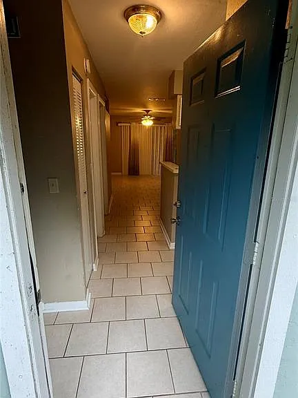 4411 SW 34th St #503 — Photo 3