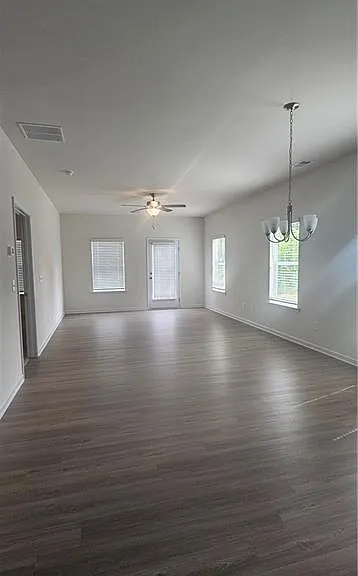 188 Graham Cir — Photo 6