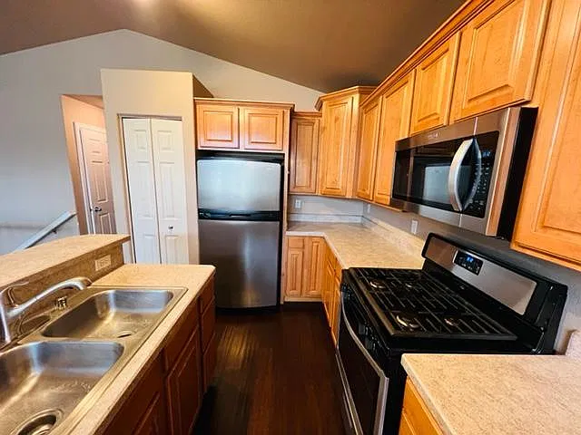 2619 Aspen Heights Loop — Photo 3
