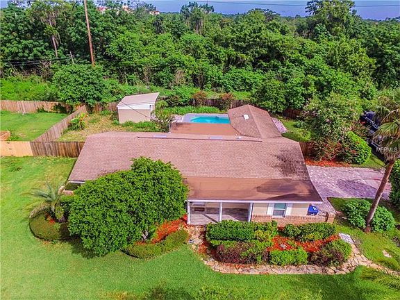 4th image of 615 Balfour Dr