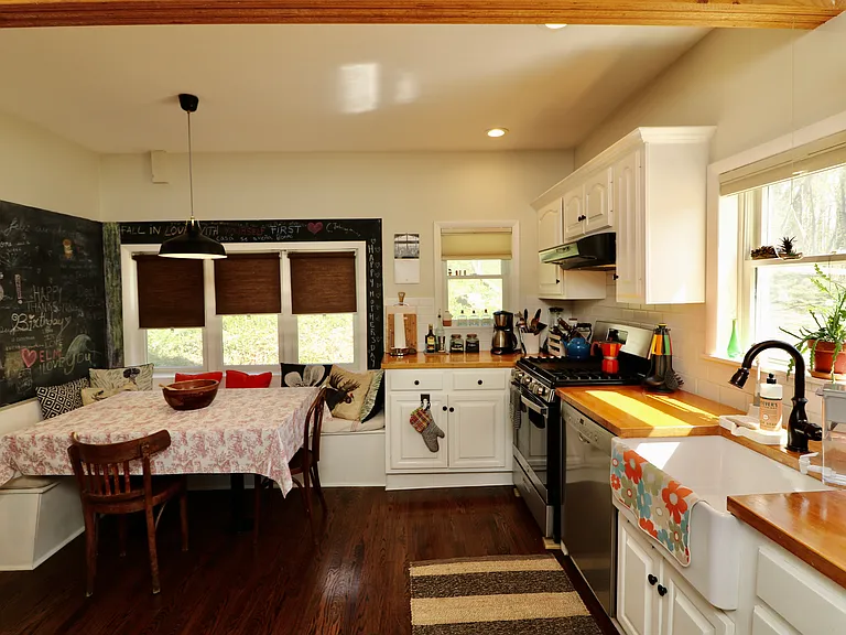 359 Cherry St — Photo 13