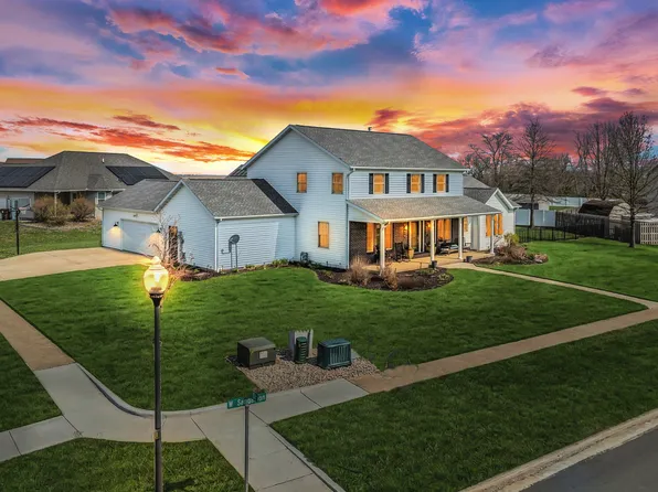 410 W Sangamon St, Fisher, IL 61843