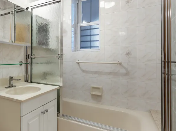 1620 Avenue I image 10 of 14