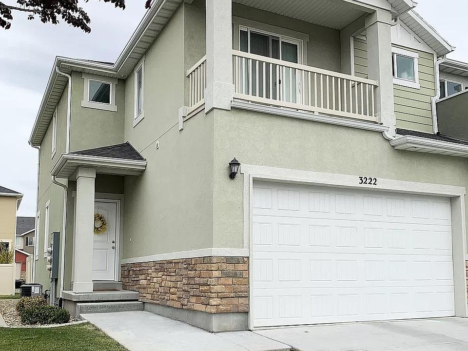 1st image of 3222 W Manor View Dr
