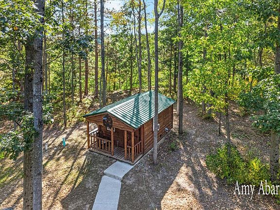 2nd image of 19768 Lincoln Rd