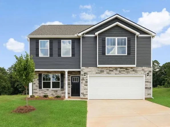 122 Depot Cir, Greenwood, SC 29646