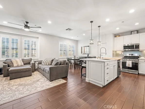 38 Corbin St, Mission Viejo, CA 92694
