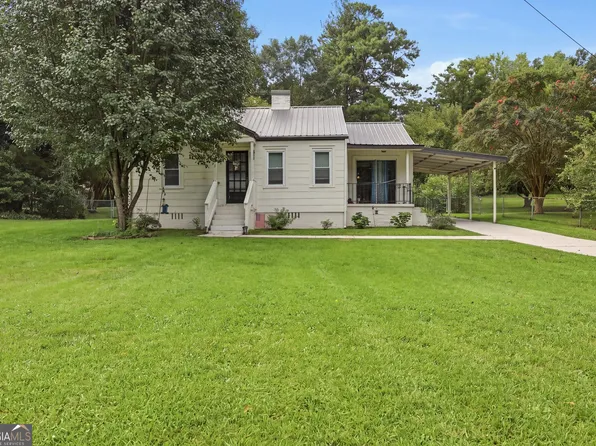 119 Parkway Dr, Toccoa, GA 30577