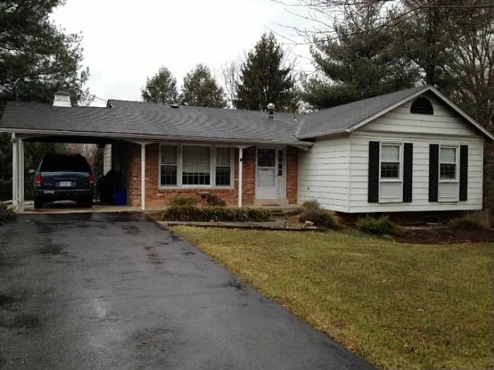 17904 Lafayette Dr photo 1