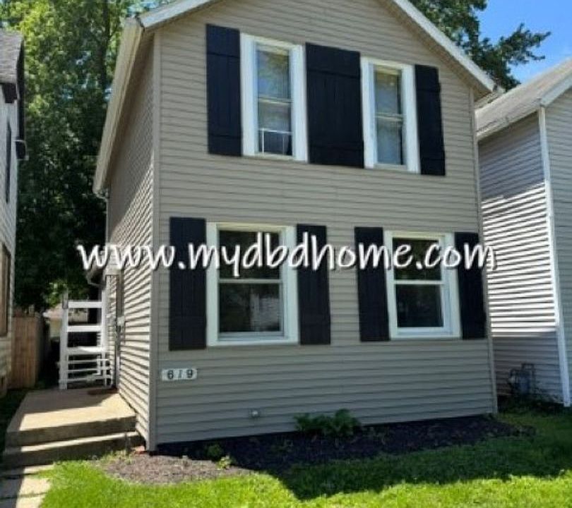 1st image of 619 3rd St #619