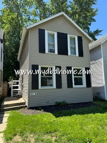 619 3rd St Photo 1