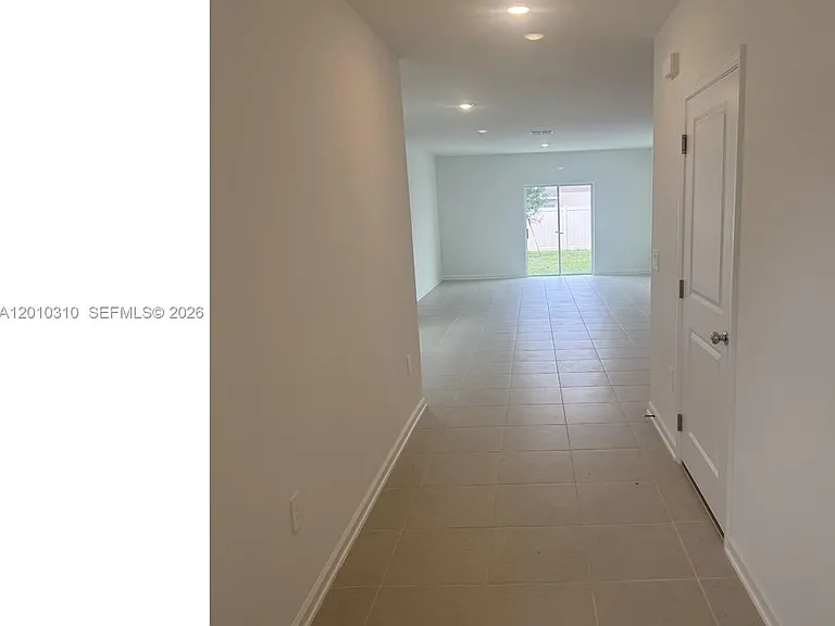 5423 Meadow Walk — Photo 24