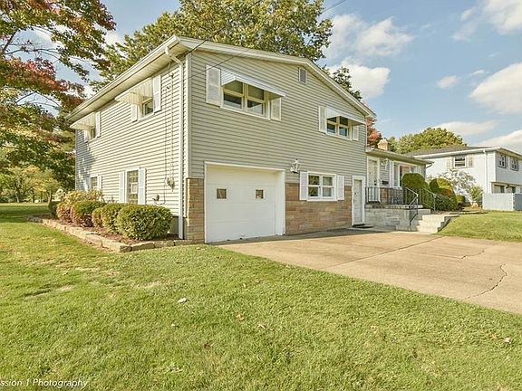 3rd image of 2920 Hamman Dr