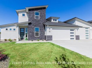 56 E Jarvis St, Meridian, ID 83642