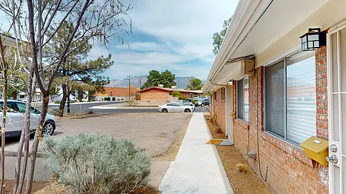 Contemporary, Loaded 2 Bed 2 Bath Apartment on Conchas Park Photo 1