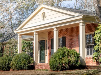 121 W Watkins St, Lookout Mountain, TN, 37350