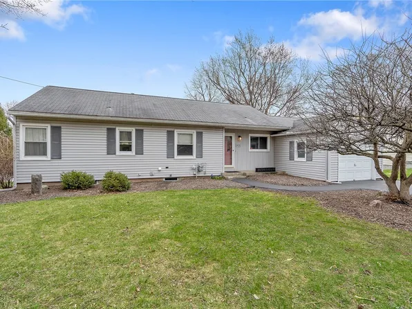 4674 Broad Rd, Syracuse, NY 13215