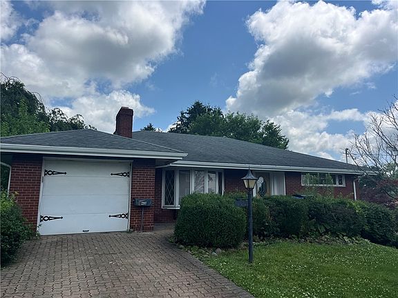 2nd image of 2203 Lindalan Dr