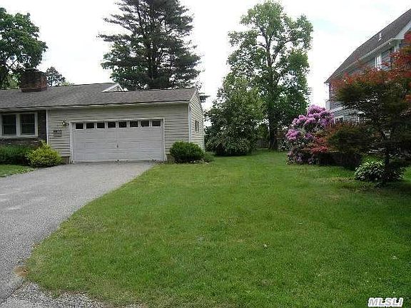 2nd image of 11 Duane Ln