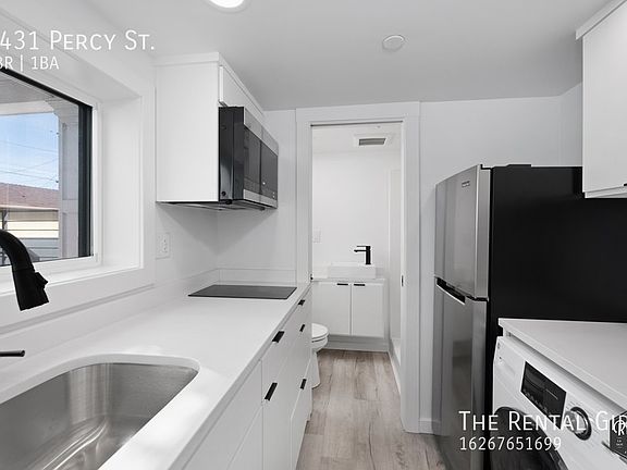 3rd image of 3431 Percy St