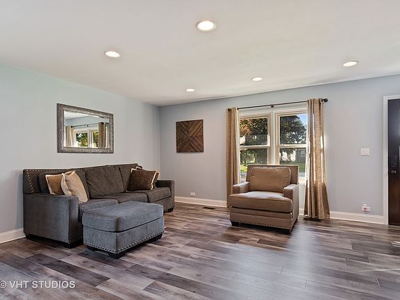 5th image of 7525 Westview Ln