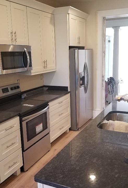 Kitchen..SS appliances, Granite countertops, diswasher and disposal not shown but present