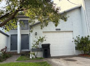 1316 Mountain View Dr, Tampa, FL 33612