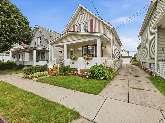 2nd image of 46 Dempster St