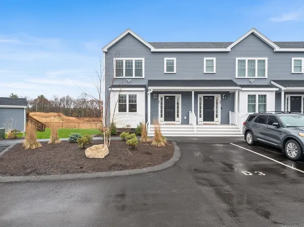 1005 Auburn St #D3, Whitman, MA 02382